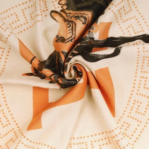 #14 Anthro Kerri Horse Poncho Scarf Orange & Cream O/S - Picture 8 of 17